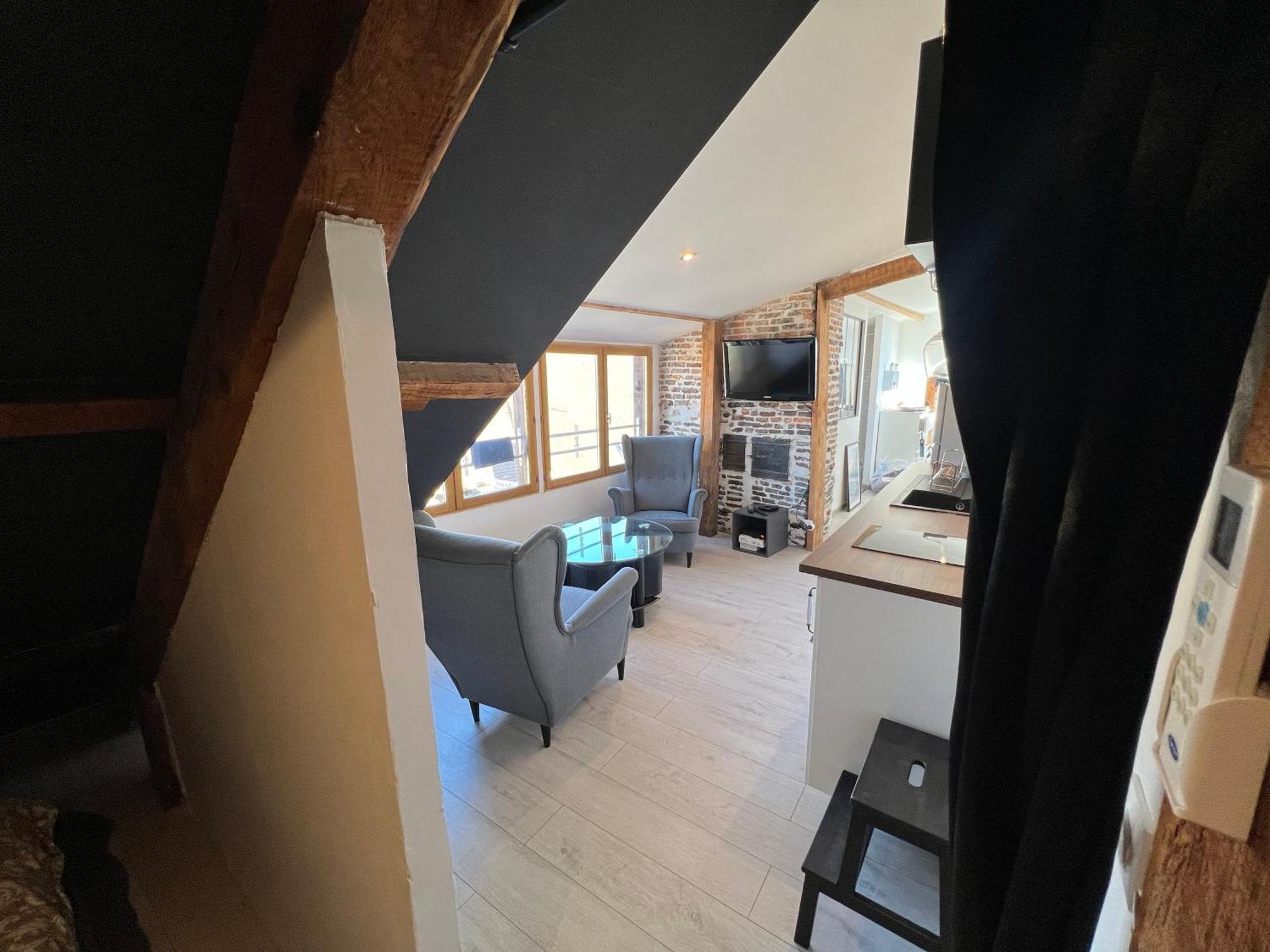 Bellevue Appartement Sous Les Toits Hypercentre Climatise 돌 외부 사진